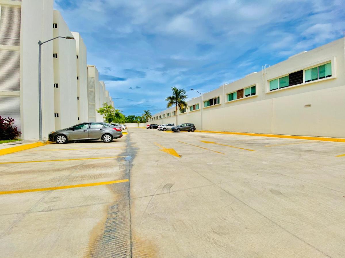 Encanto Con 2 Habitaciones En Long Island Cancún Exterior foto